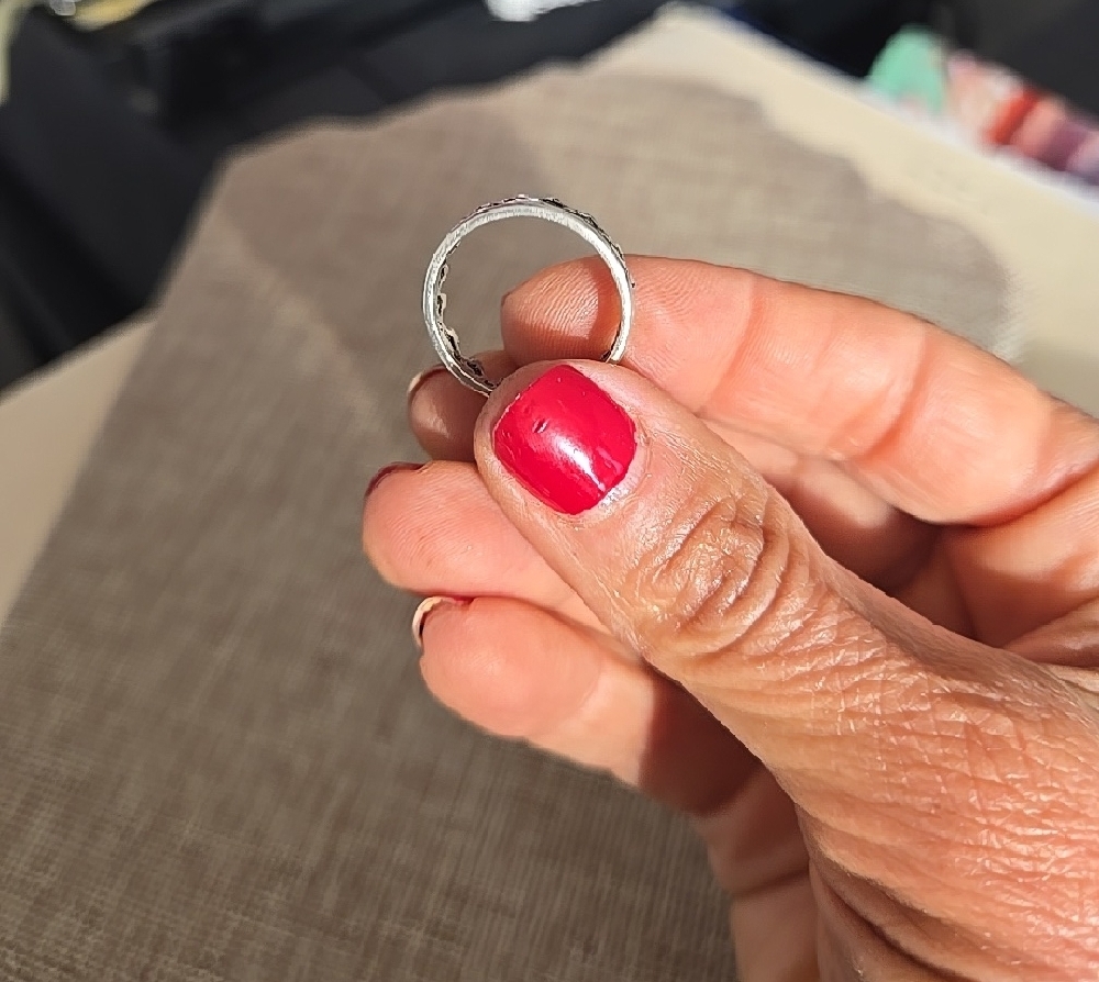 Silver Crown Ring - Picture 5 of 6